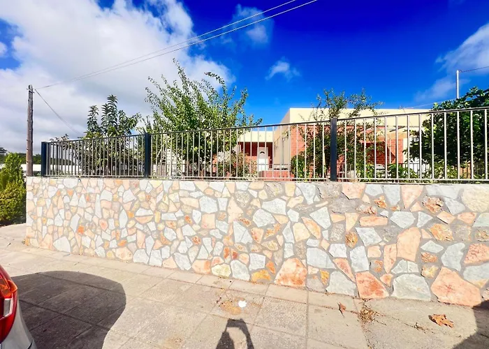 Modern Rhodes Patio House Near Old Town *