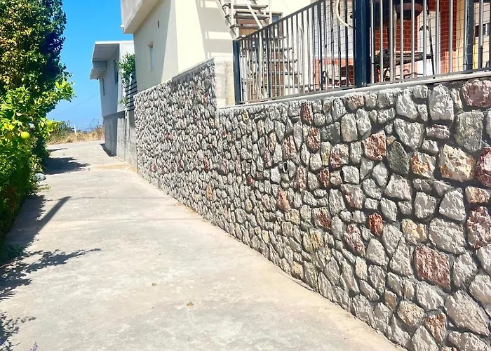 Modern Rhodes Patio House Near Old Town *