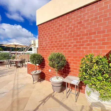 Modern Rhodes Patio House Near Old Town Апартаменты Родос